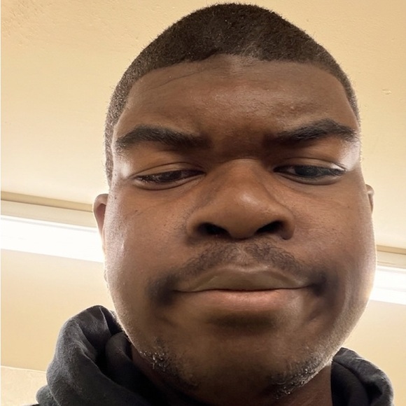 trai_henley05